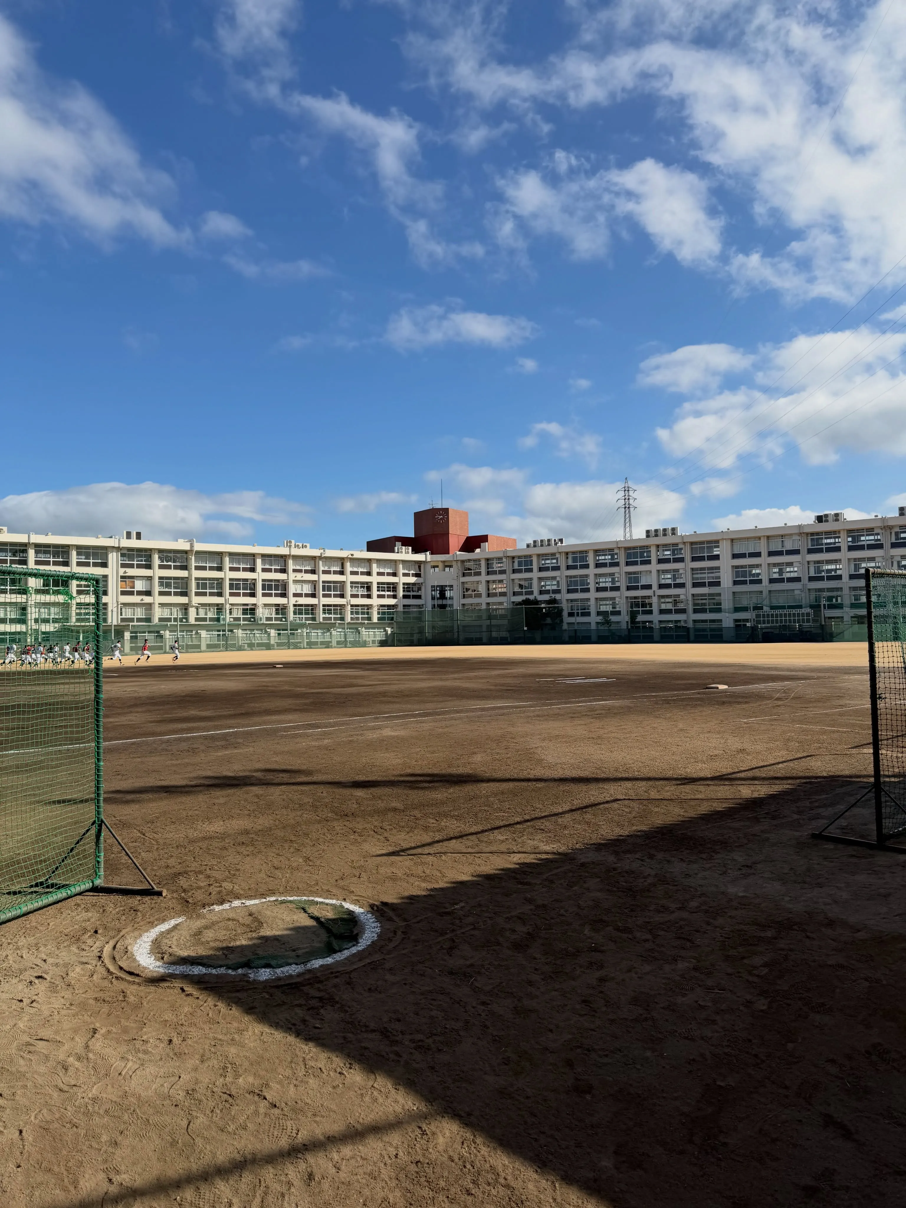 神戸弘陵学園硬式野球部様にボール修繕が終わったので返却してき...